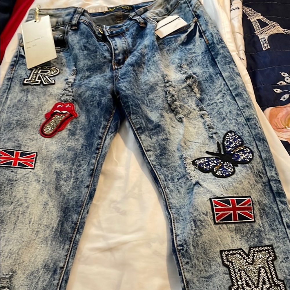 Stylish Blue Jeans with Patches